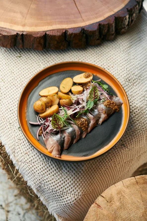 Сельдь олюторская с молодым обжаренным картофелем